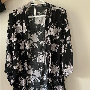 Flower print kimono, 100% cotton
